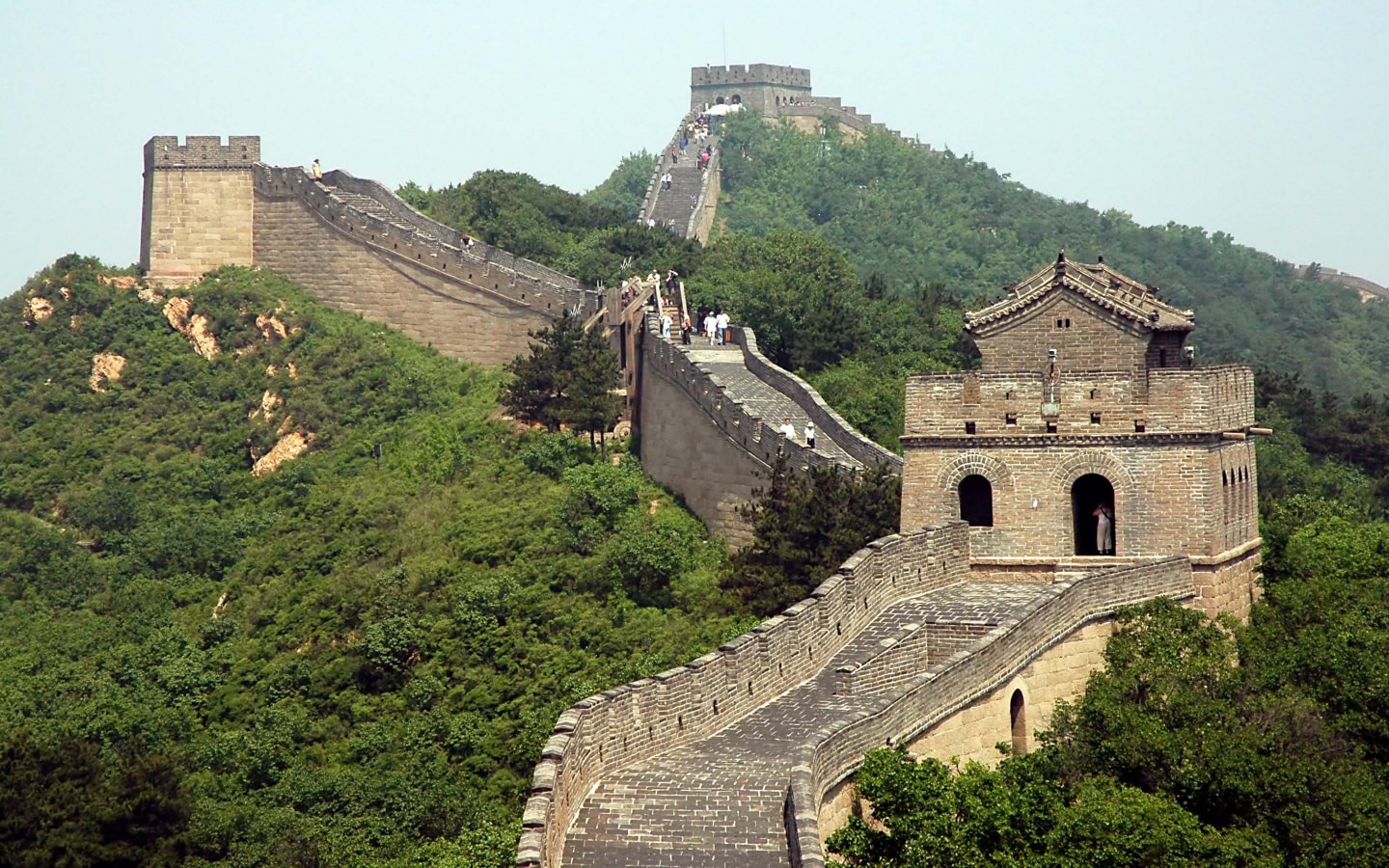 В башне Китайской стены обустроили люксовые апартаменты