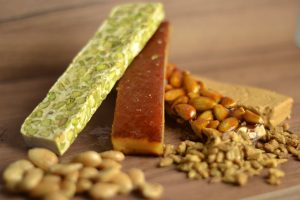 Turron (туррон) - це солодощі з мигдалю