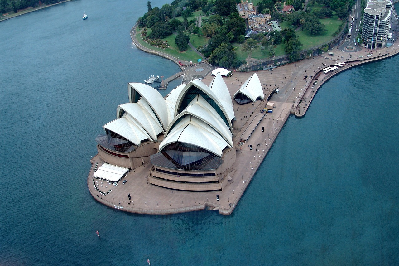 Сіднейська оперна будівля